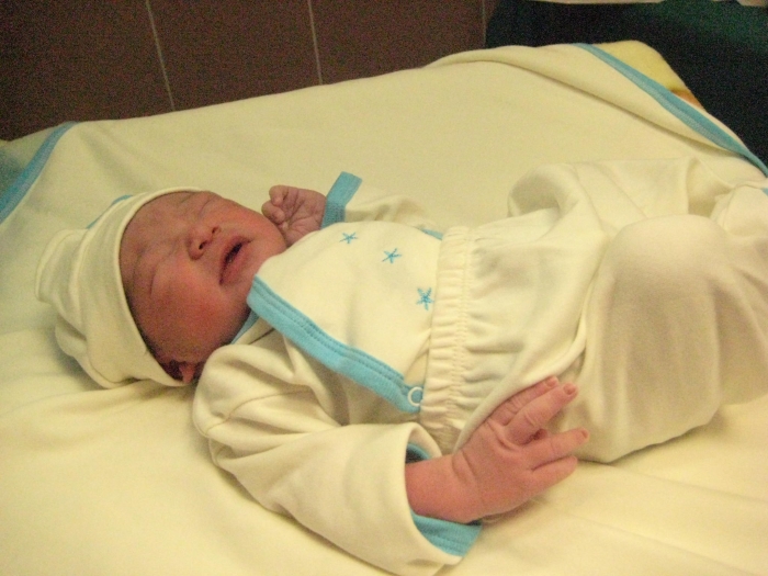 BEBEK ALTINOK