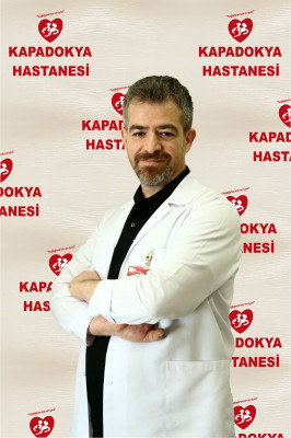 Op. Dr. Mustafa AKAR